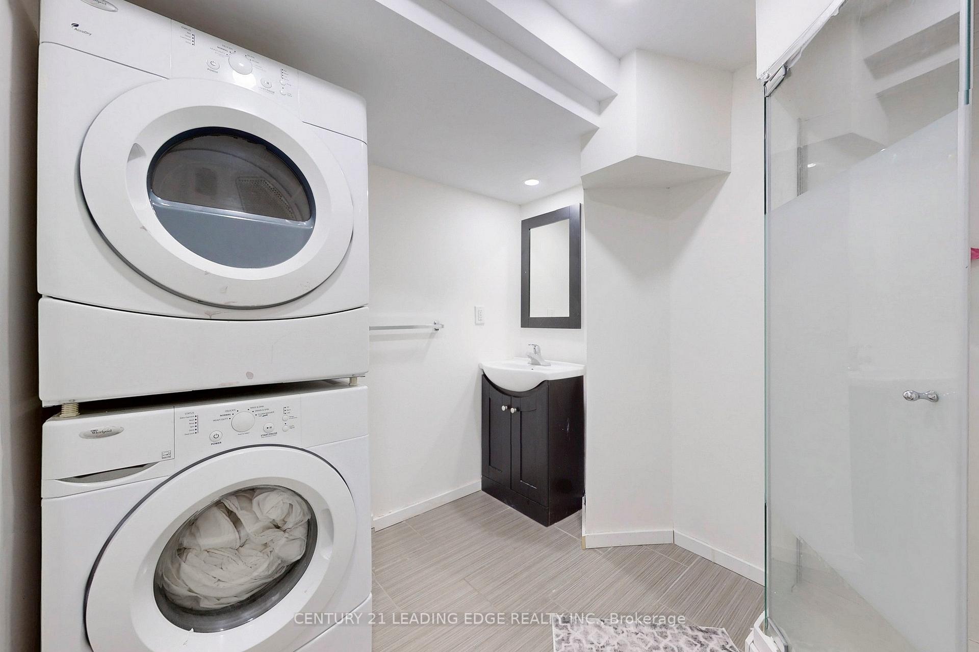 Photo 37 of 354 Schreyer Crescent, Milton, Harrison — HOMEH