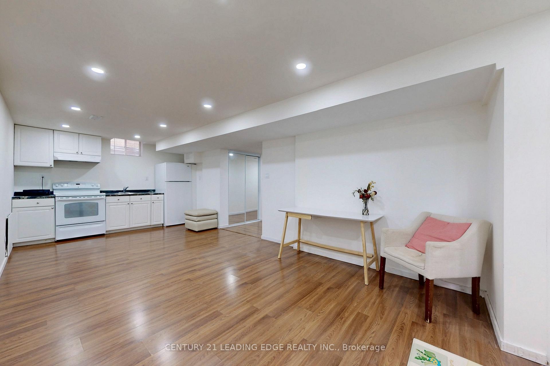 Photo 39 of 354 Schreyer Crescent, Milton, Harrison — HOMEH