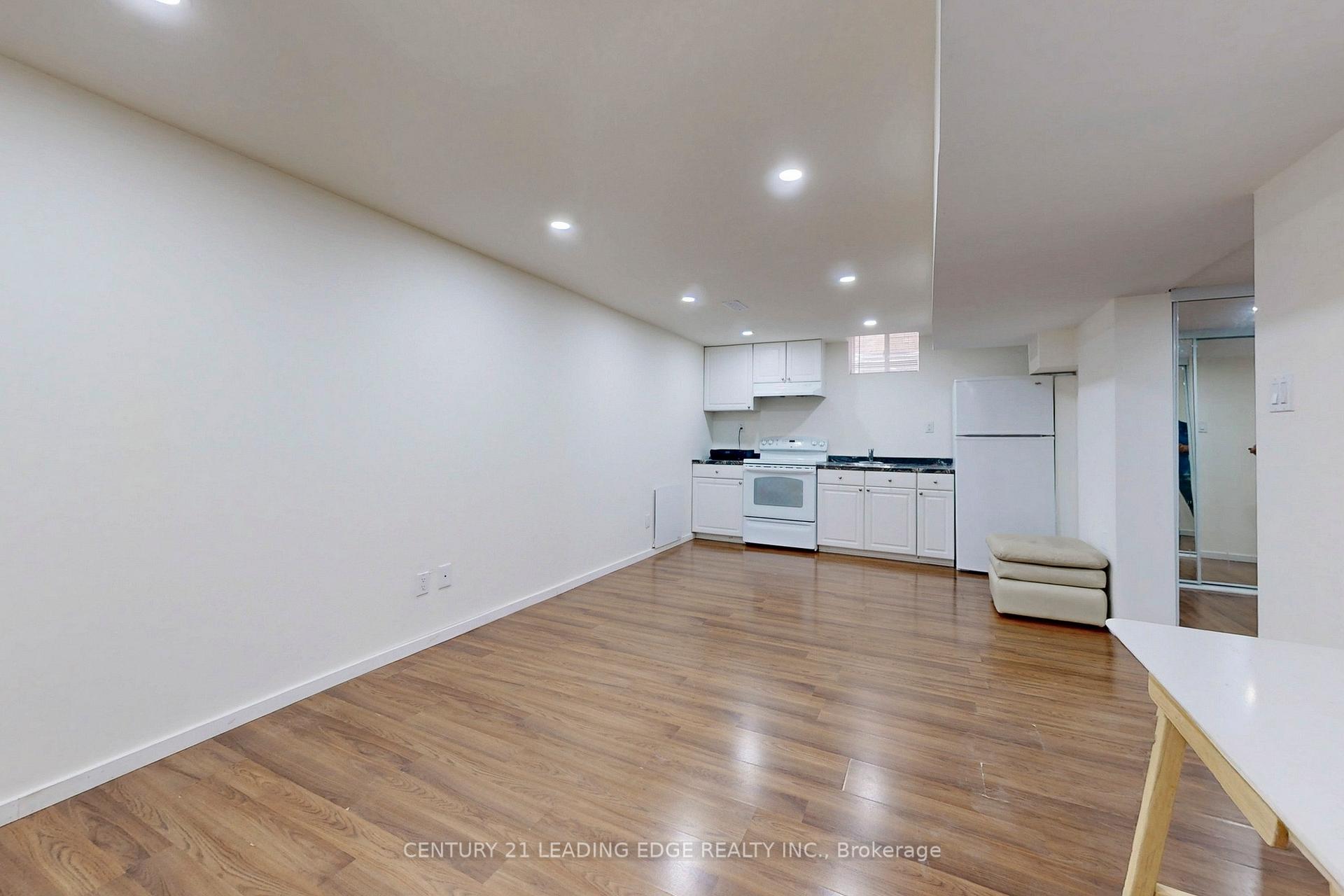 Photo 40 of 354 Schreyer Crescent, Milton, Harrison — HOMEH