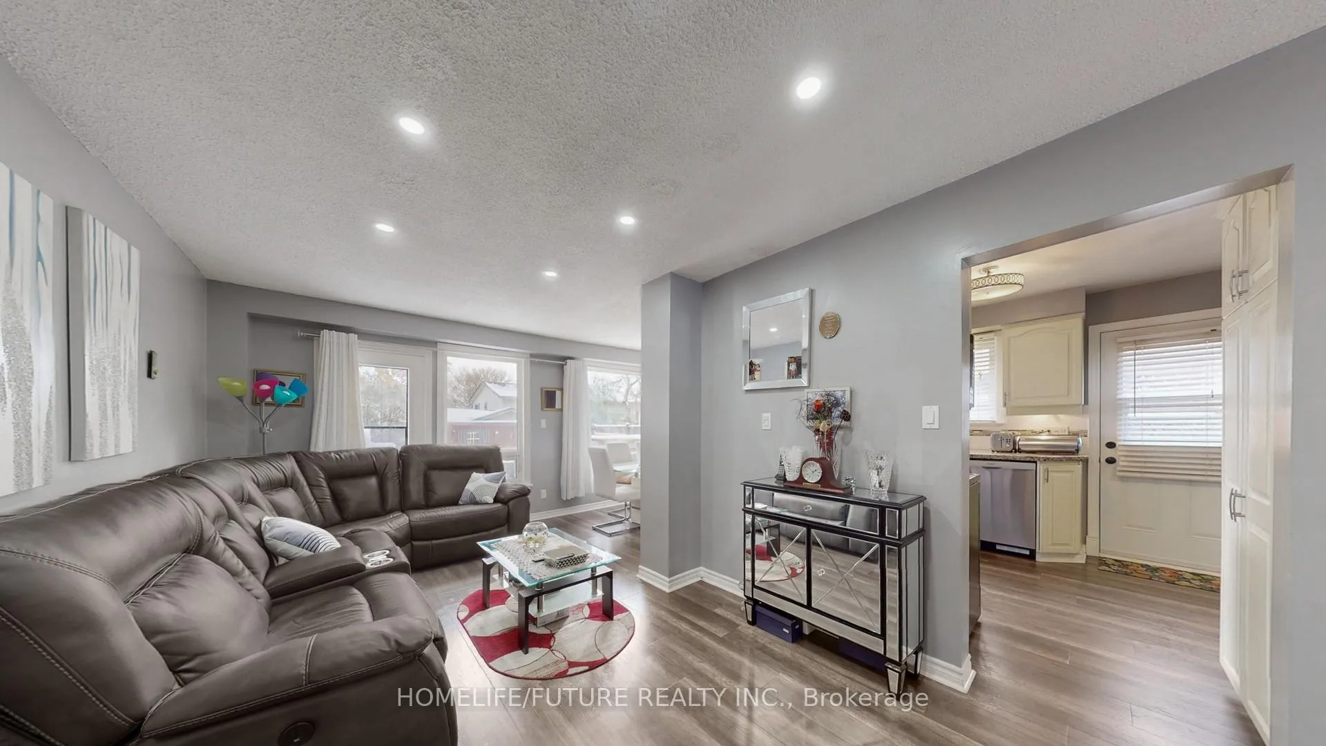 Photo 7 of 563 Balsam Crescent, Oshawa, Lakeview — HOMEH