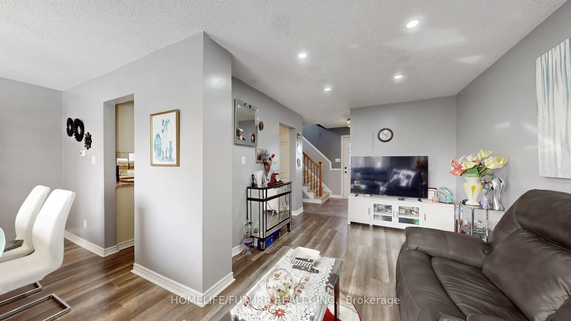 Photo 9 of 563 Balsam Crescent, Oshawa, Lakeview — HOMEH