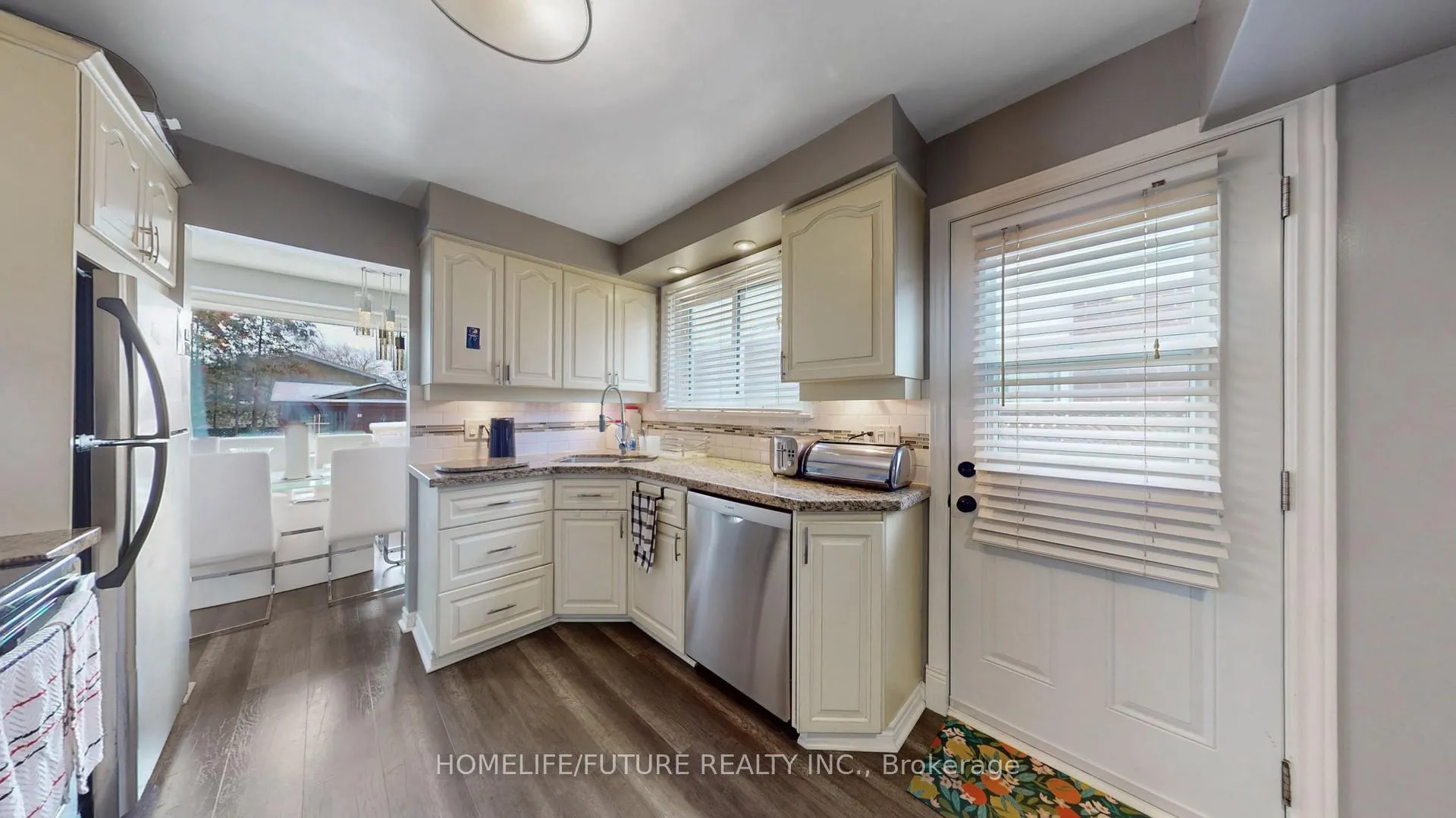 Photo 16 of 563 Balsam Crescent, Oshawa, Lakeview — HOMEH