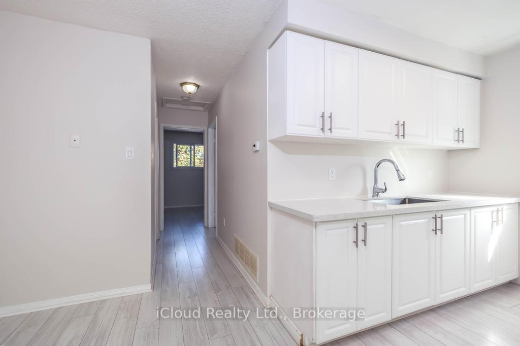 Photo 9 of 1419 Outlet Drive, Oshawa, Lakeview — HOMEH