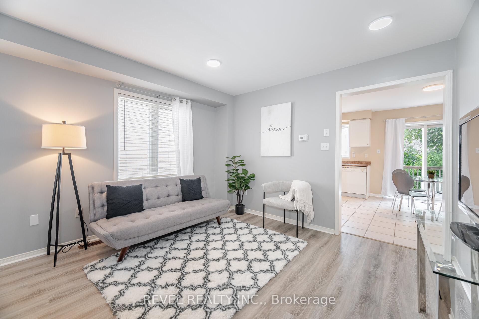 Photo 12 of 228 Hampshire Way, Milton, Dempsey — HOMEH