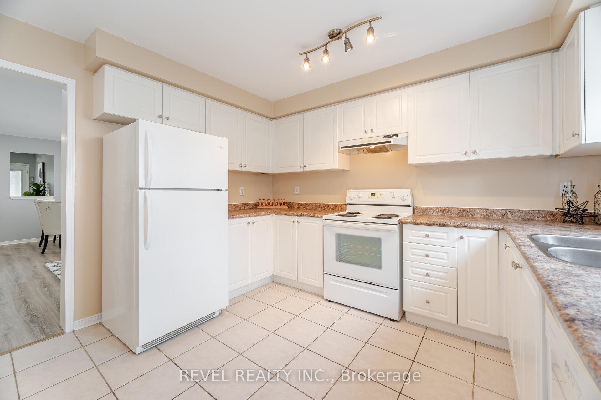 Photo 11 of 228 Hampshire Way, Milton, Dempsey — HOMEH