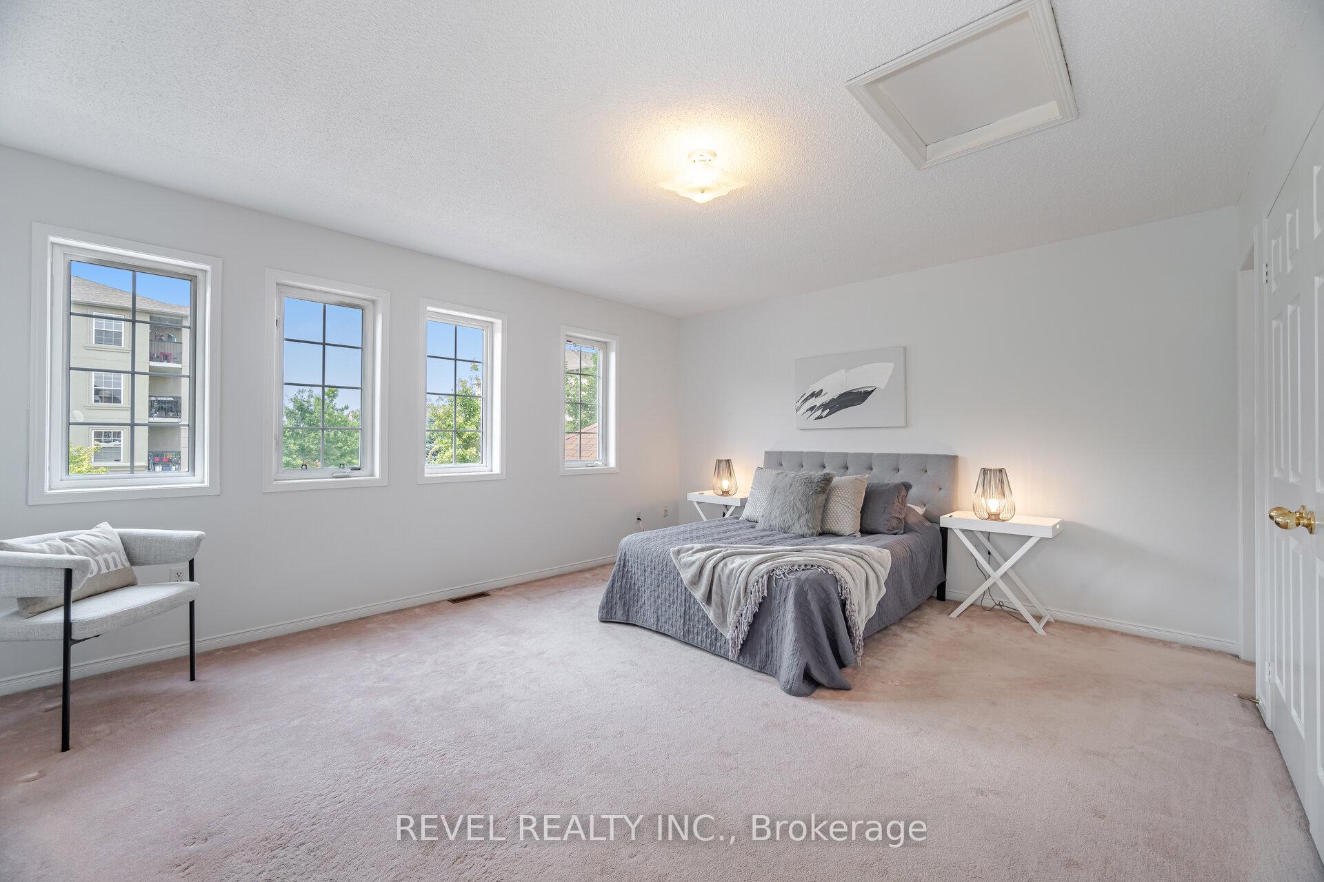 Photo 9 of 228 Hampshire Way, Milton, Dempsey — HOMEH