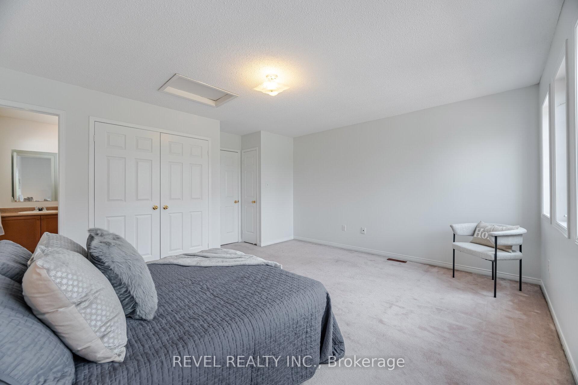 Photo 8 of 228 Hampshire Way, Milton, Dempsey — HOMEH