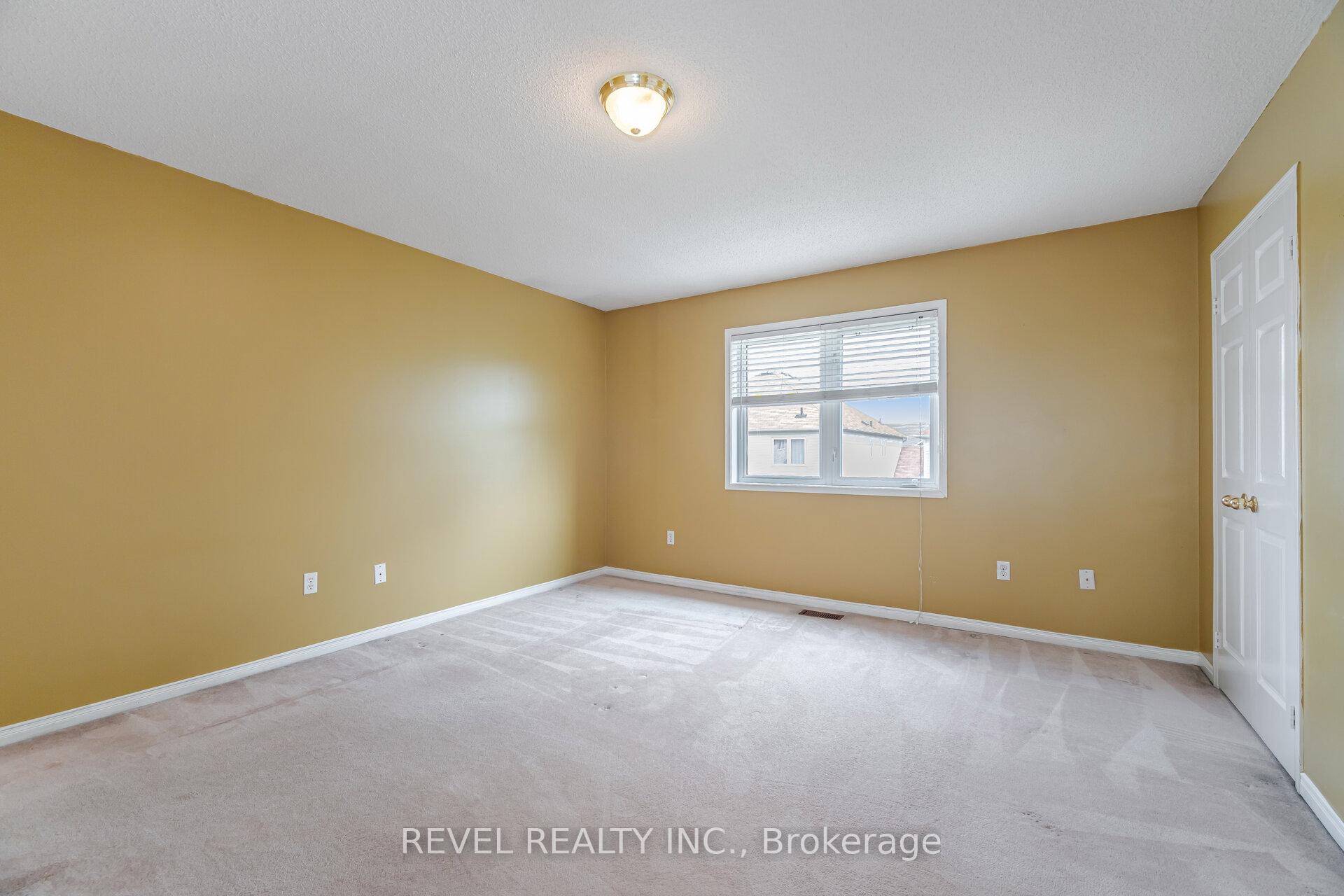 Photo 10 of 228 Hampshire Way, Milton, Dempsey — HOMEH