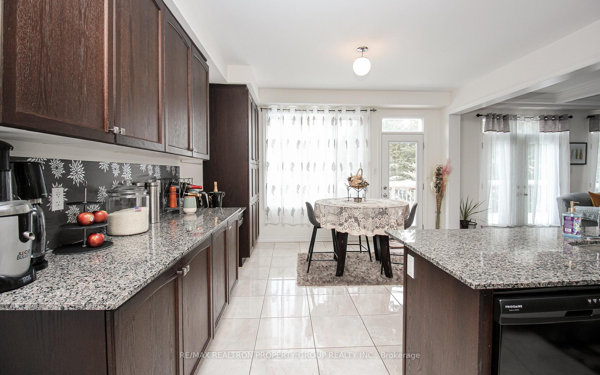 Photo 8 of 190 Mcgahey Street, New Tecumseth, Tottenham — HOMEH
