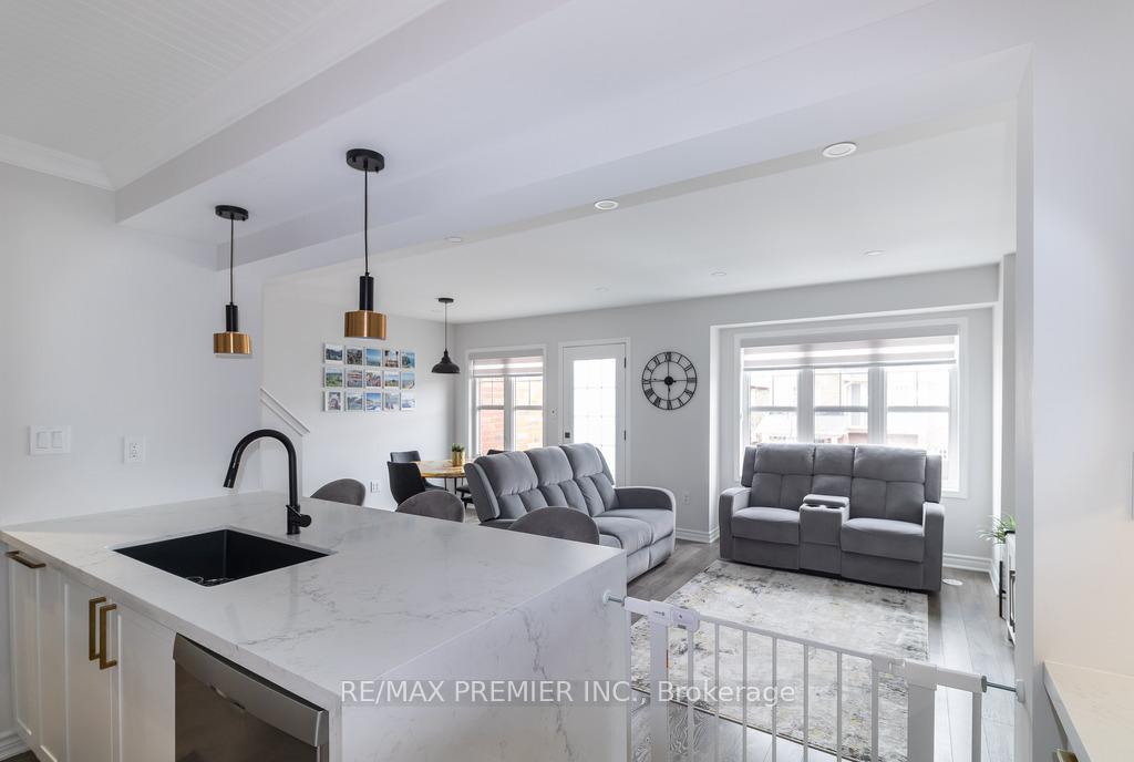 Photo 15 of 1545 Gainer Crescent, Milton, Clarke — HOMEH