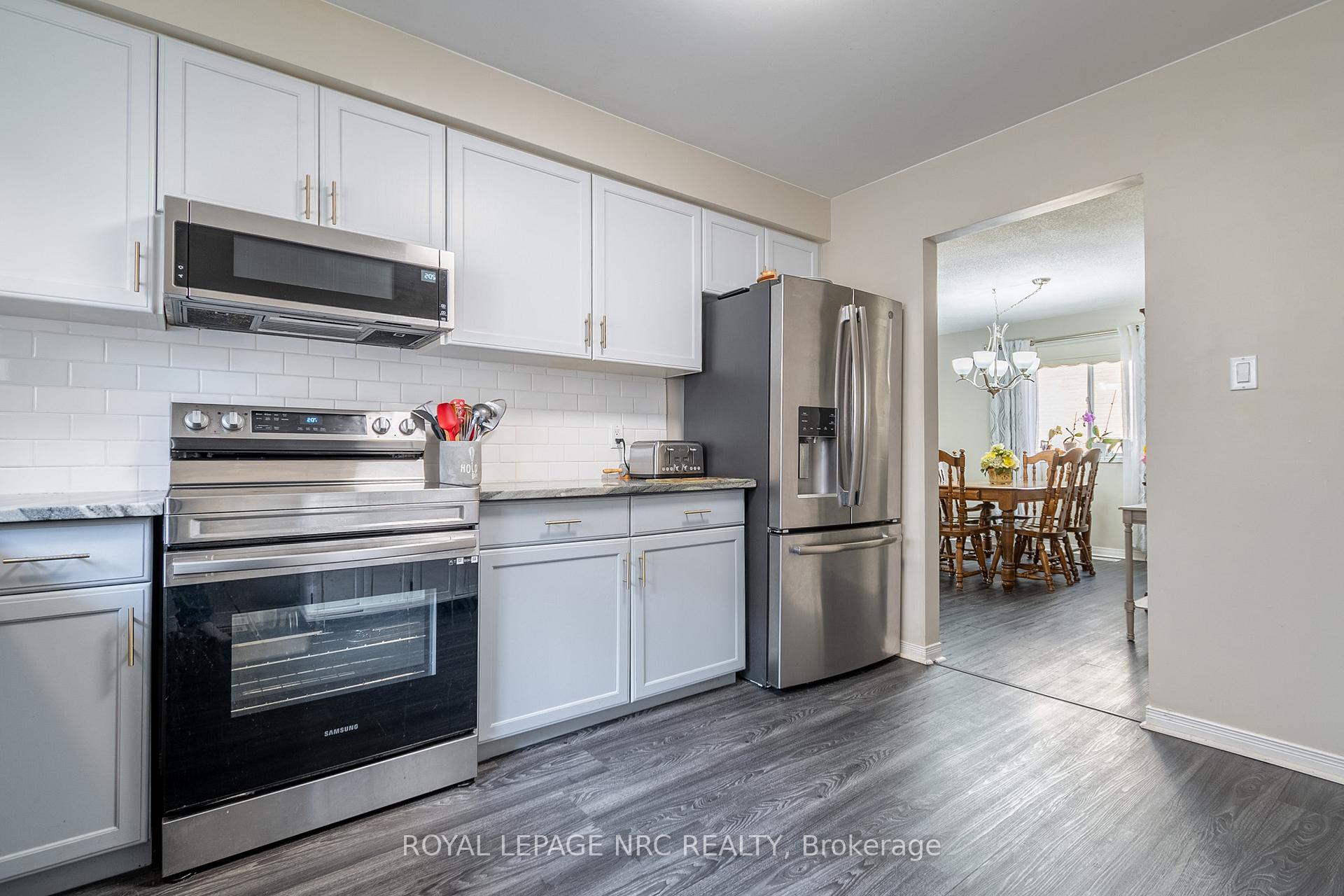 Photo 9 of 1387 Station Street, Pelham, Fonthill — HOMEH