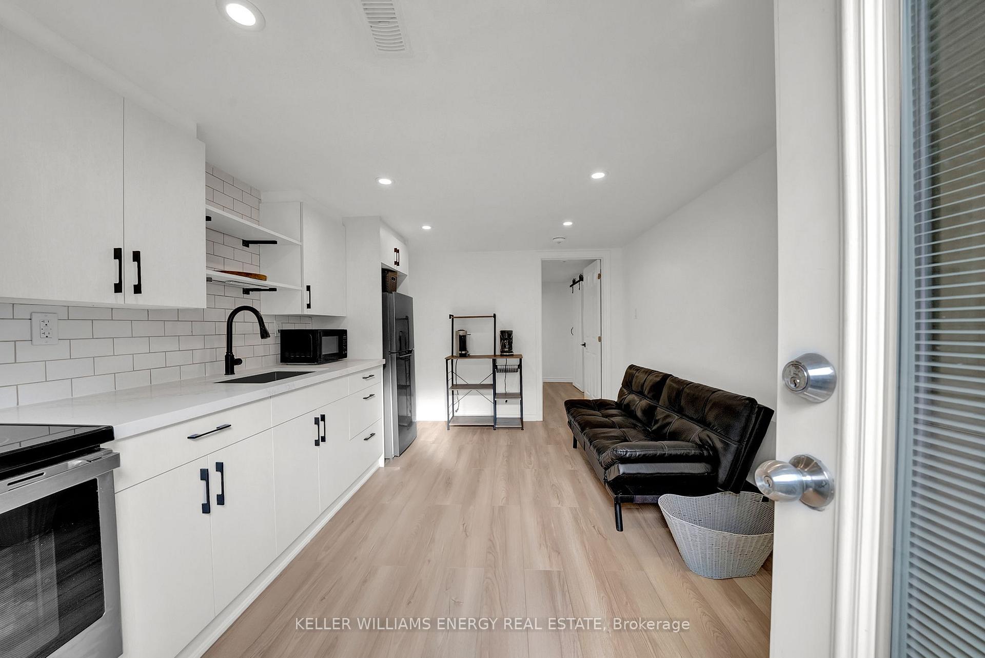 Photo 5 of Unit Lower, 458 Crestwood Drive, Oshawa, O'Neill — HOMEH