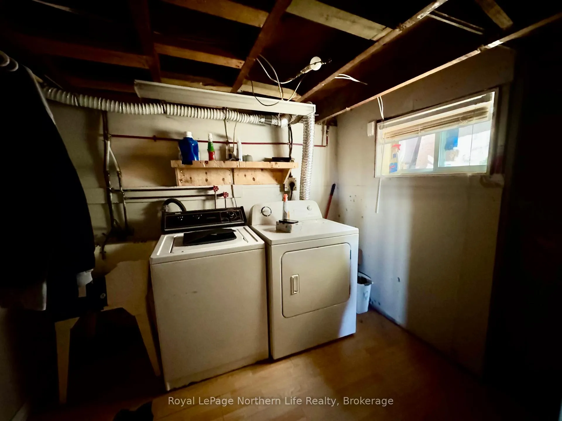Photo 13 of 1107 Algonquin Avenue, North Bay, West End — HOMEH