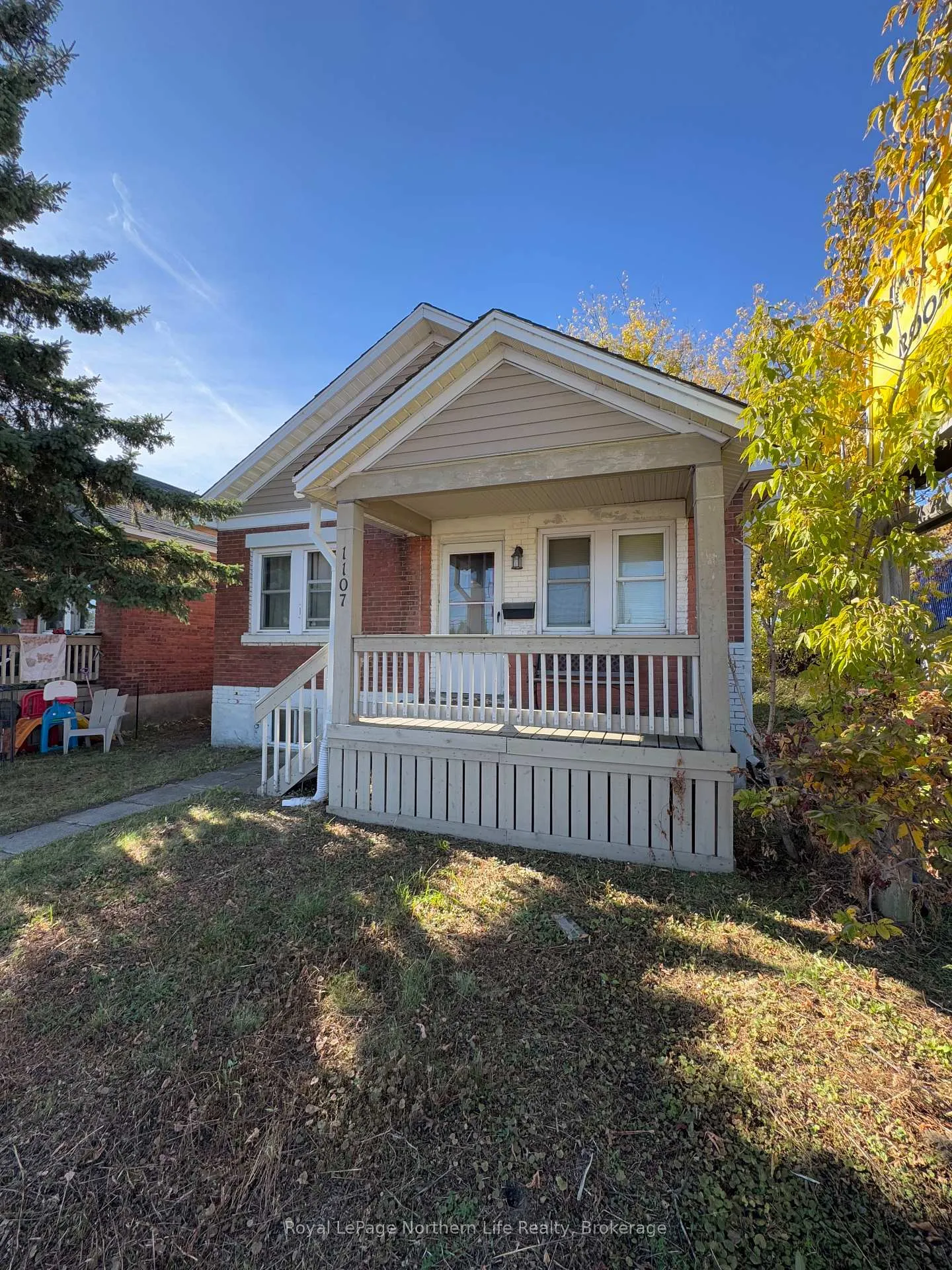 Photo 14 of 1107 Algonquin Avenue, North Bay, West End — HOMEH