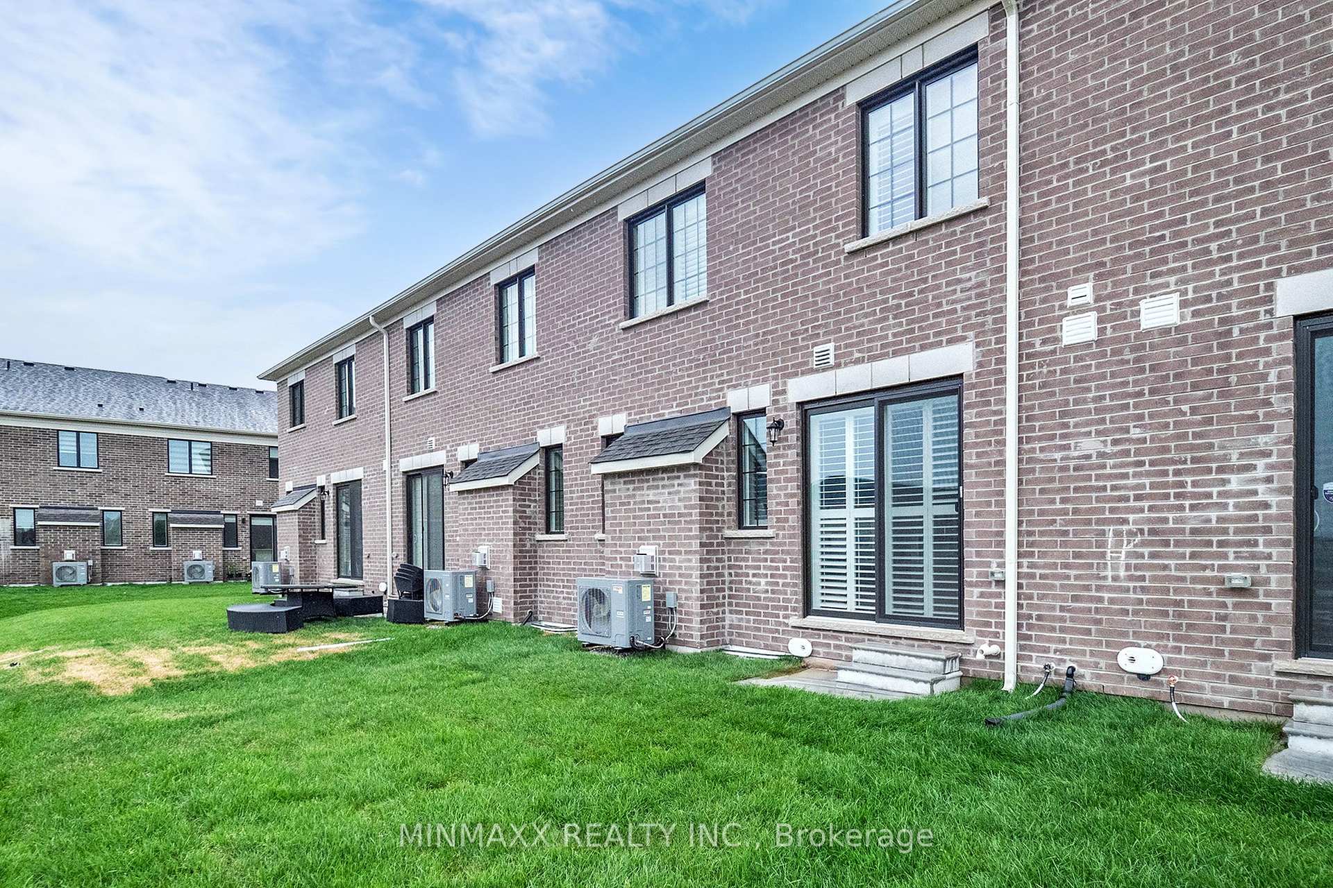 Photo 44 of 1219 Stirling Todd Terrace, Milton, Bowes — HOMEH