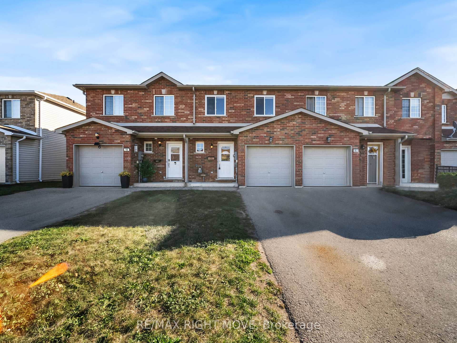 Photo 1 of 20 Michelle Drive, Orillia — HOMEH