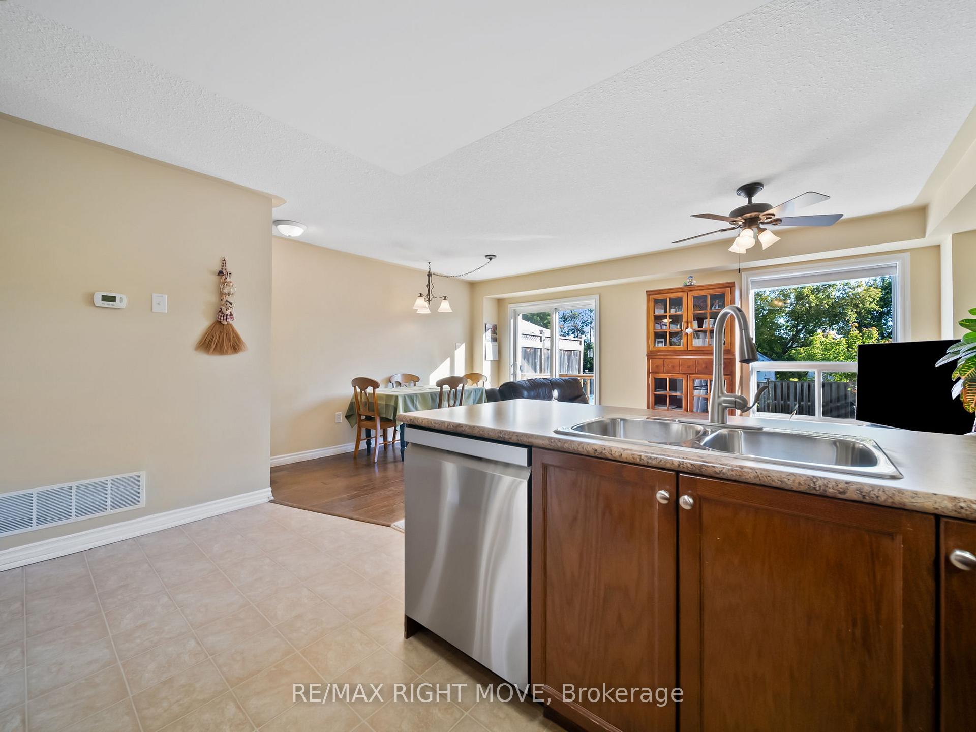 Photo 7 of 20 Michelle Drive, Orillia — HOMEH