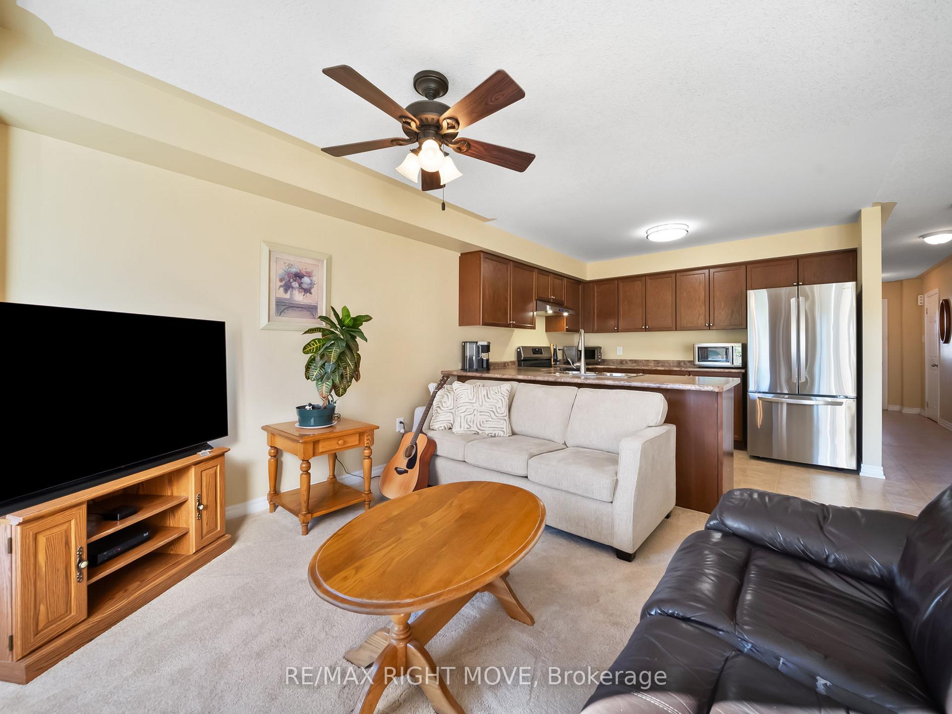 Photo 12 of 20 Michelle Drive, Orillia — HOMEH