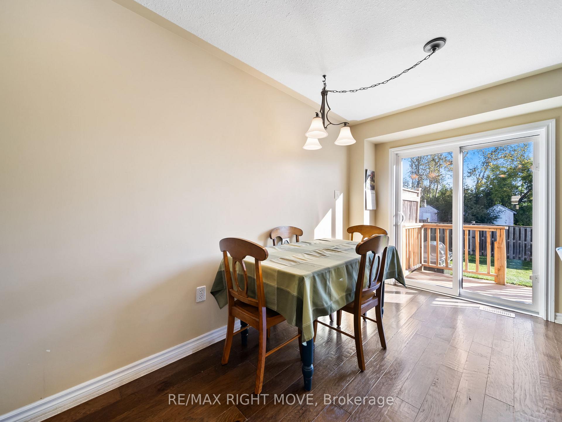 Photo 16 of 20 Michelle Drive, Orillia — HOMEH
