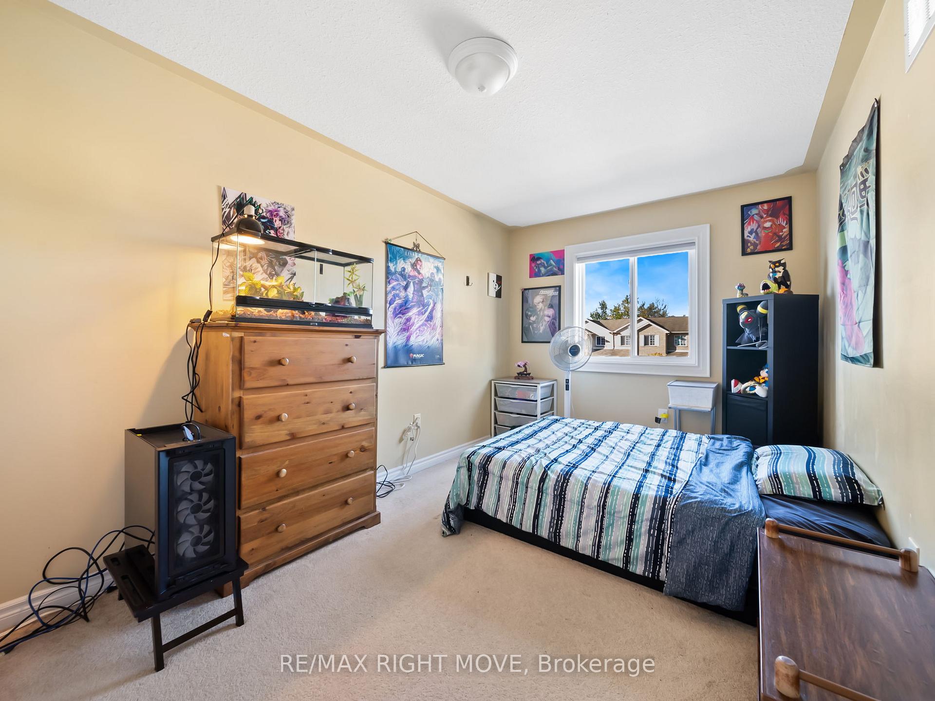 Photo 18 of 20 Michelle Drive, Orillia — HOMEH