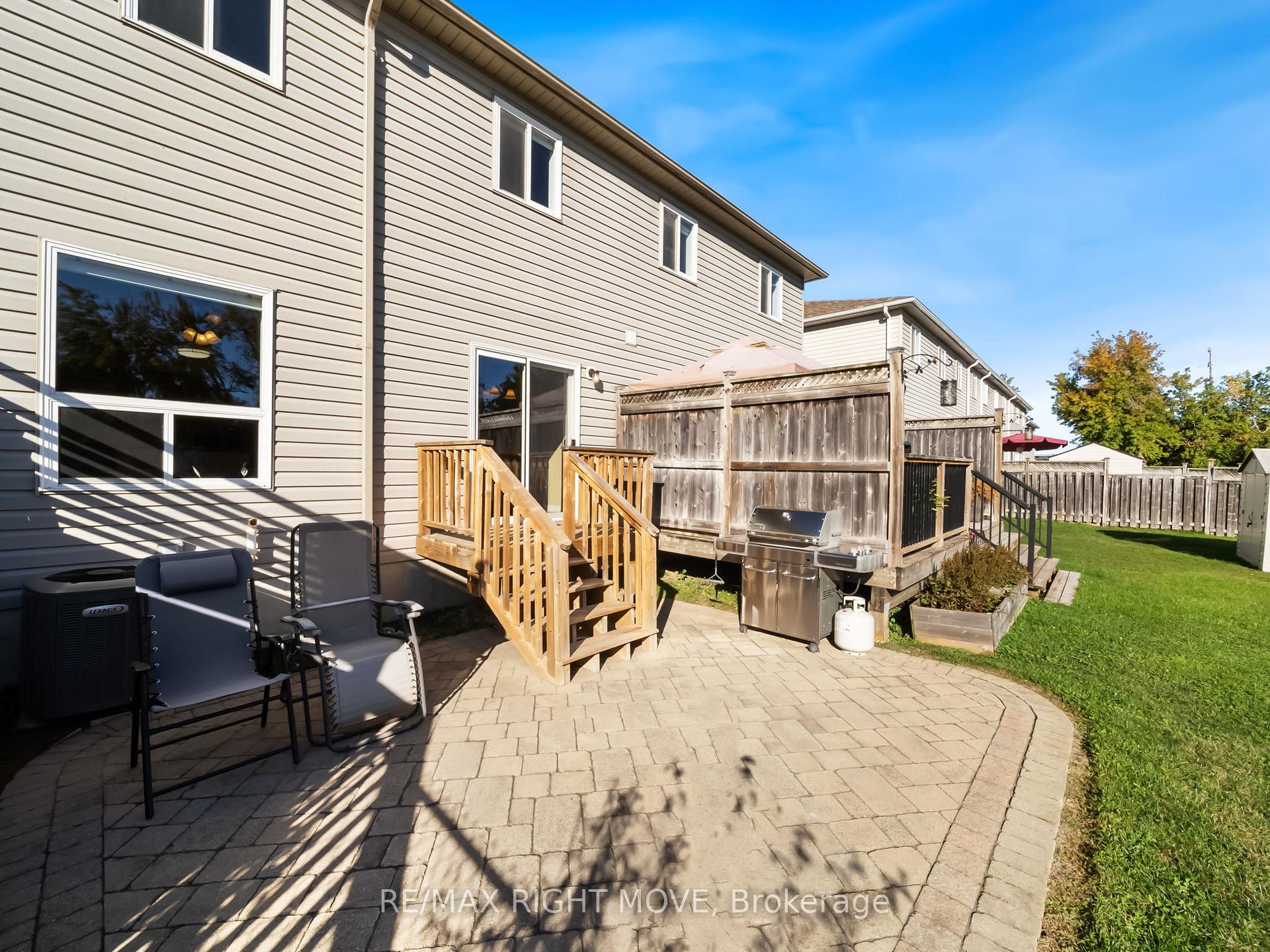 Photo 25 of 20 Michelle Drive, Orillia — HOMEH