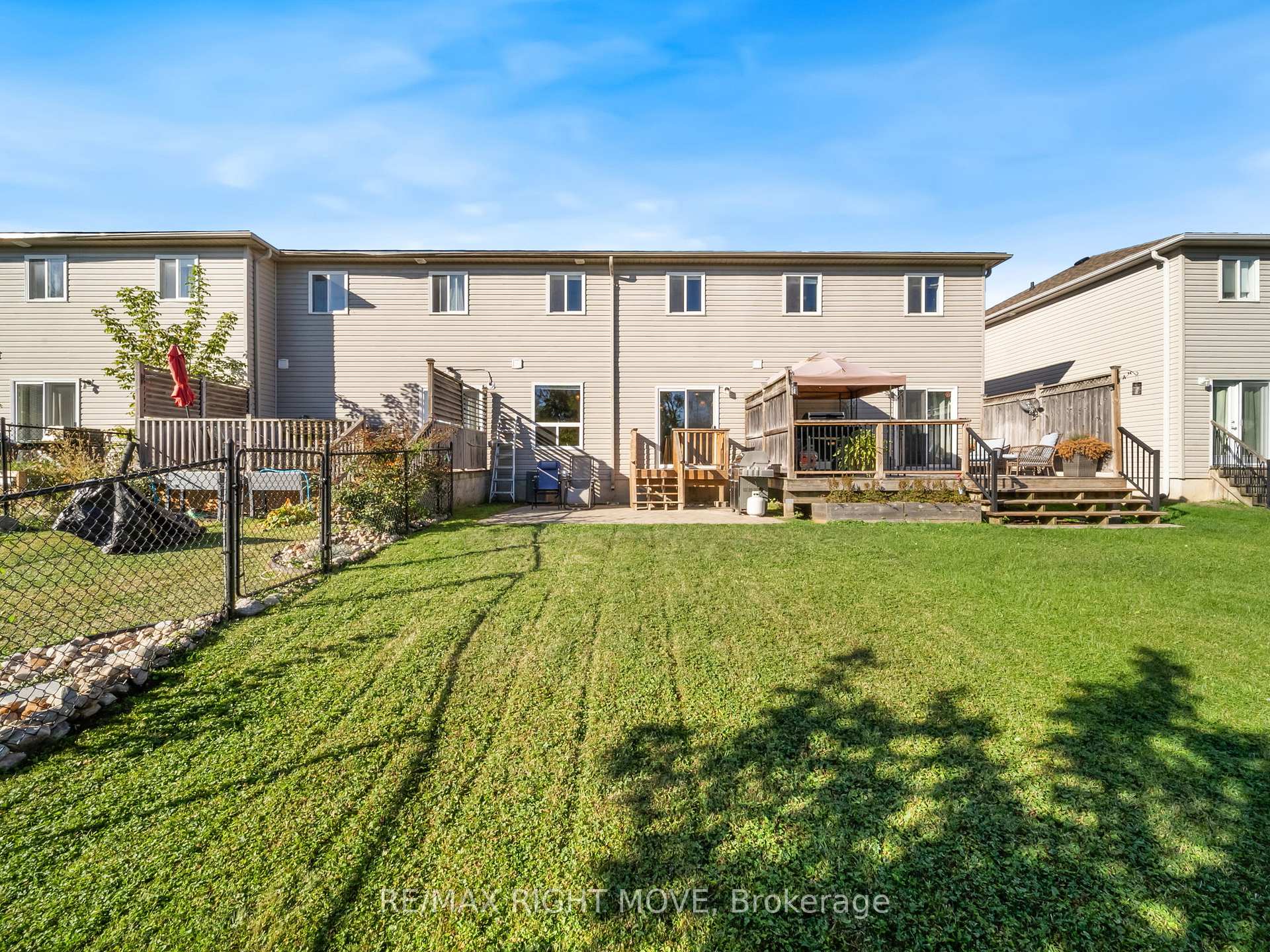 Photo 26 of 20 Michelle Drive, Orillia — HOMEH