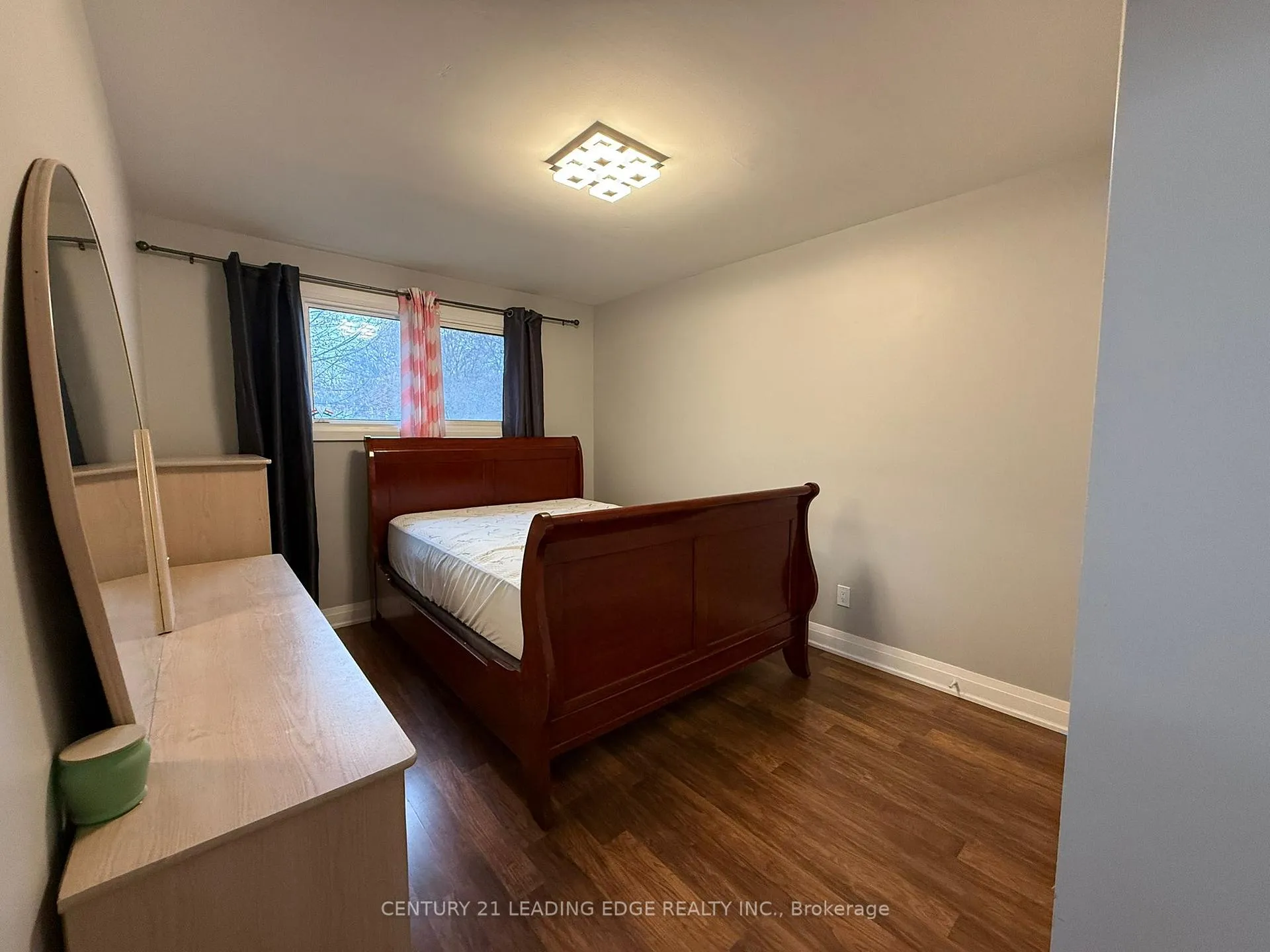 Photo 8 of Unit Upper, 714 Greenoch Court, Oshawa, McLaughlin — HOMEH