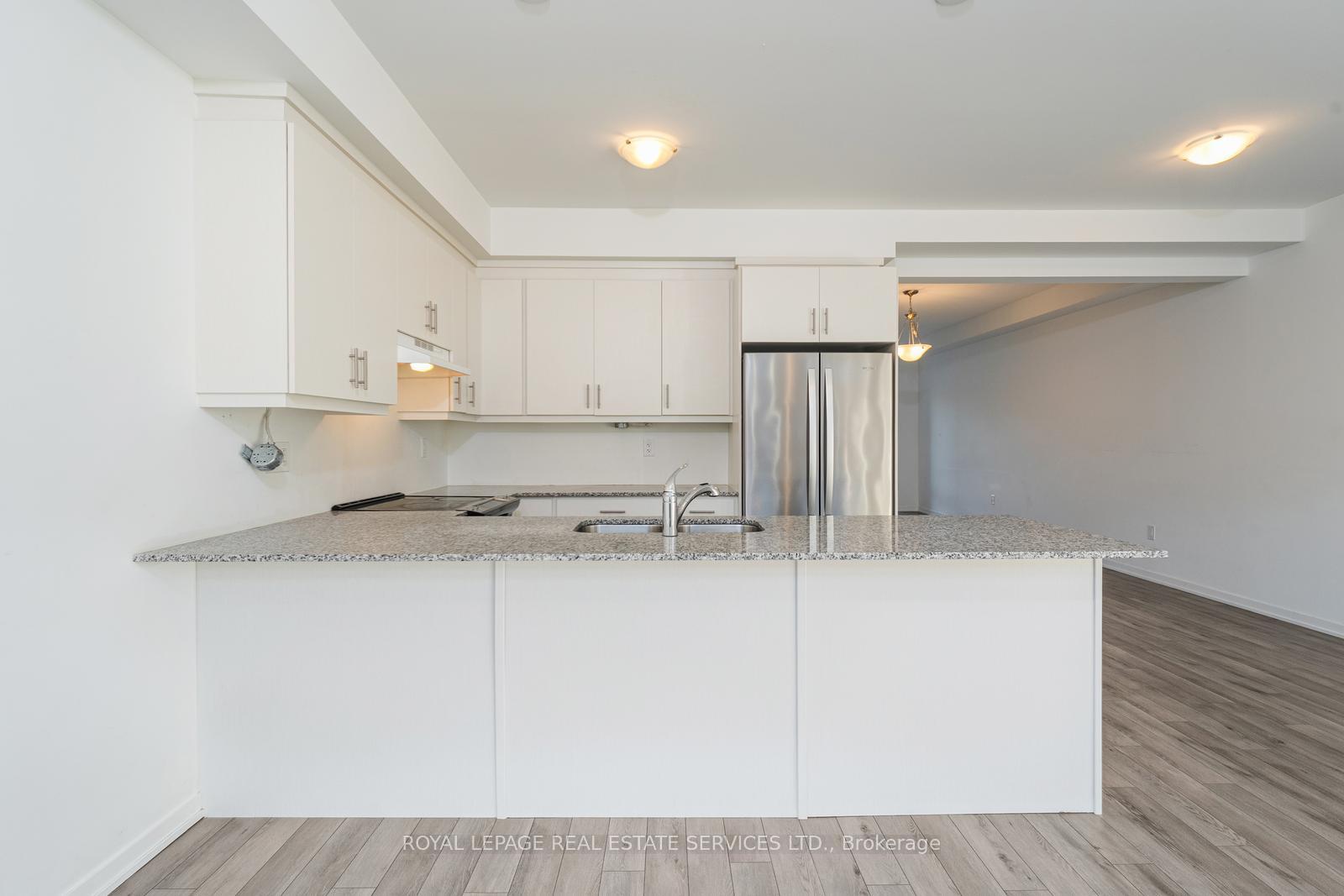 Photo 16 of 801 Conlin Road E, Oshawa, Samac — HOMEH