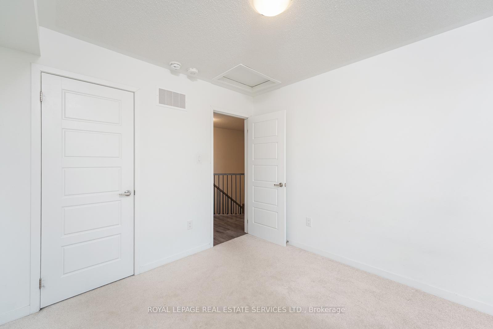 Photo 27 of 801 Conlin Road E, Oshawa, Samac — HOMEH
