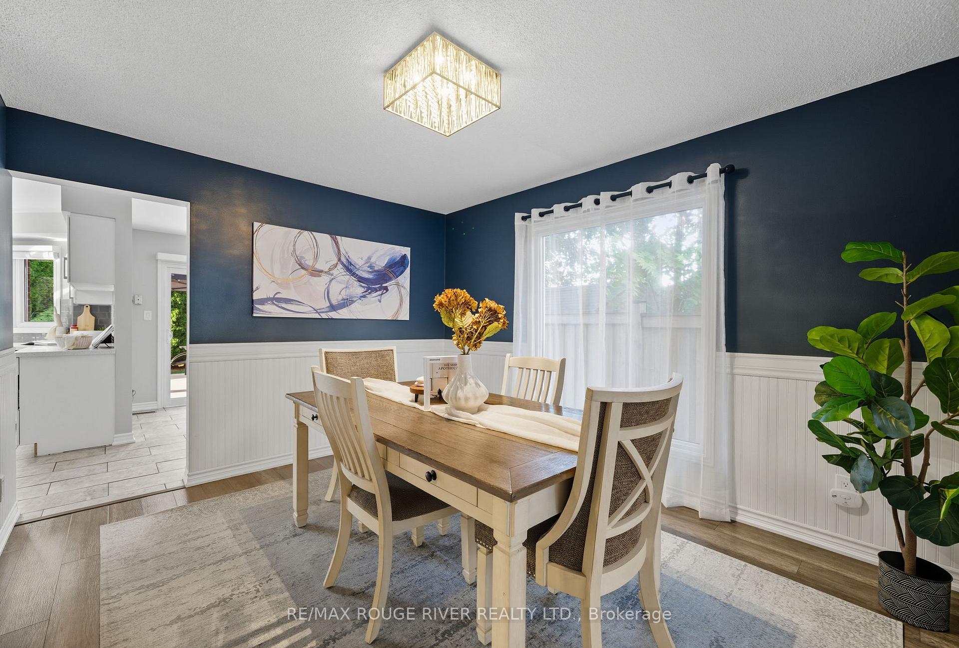 Photo 12 of 980 Sandcliff Drive, Oshawa, Pinecrest — HOMEH