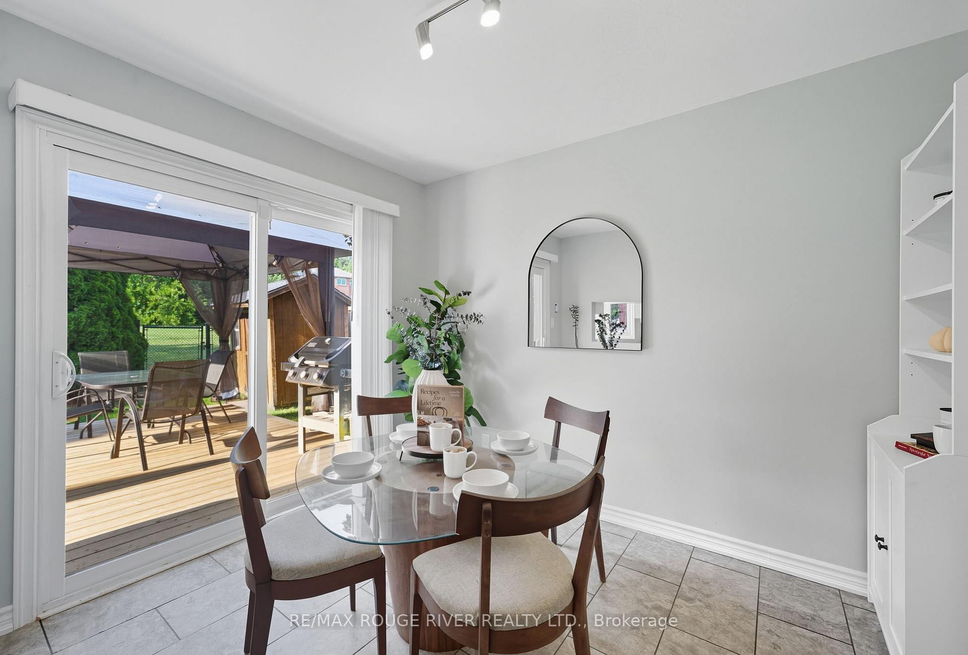 Photo 19 of 980 Sandcliff Drive, Oshawa, Pinecrest — HOMEH