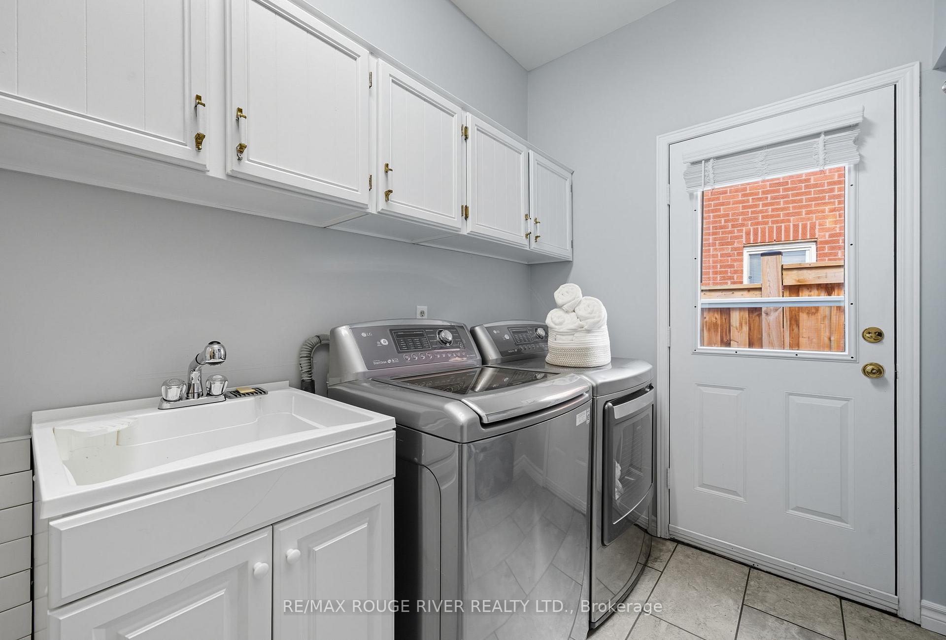Photo 27 of 980 Sandcliff Drive, Oshawa, Pinecrest — HOMEH