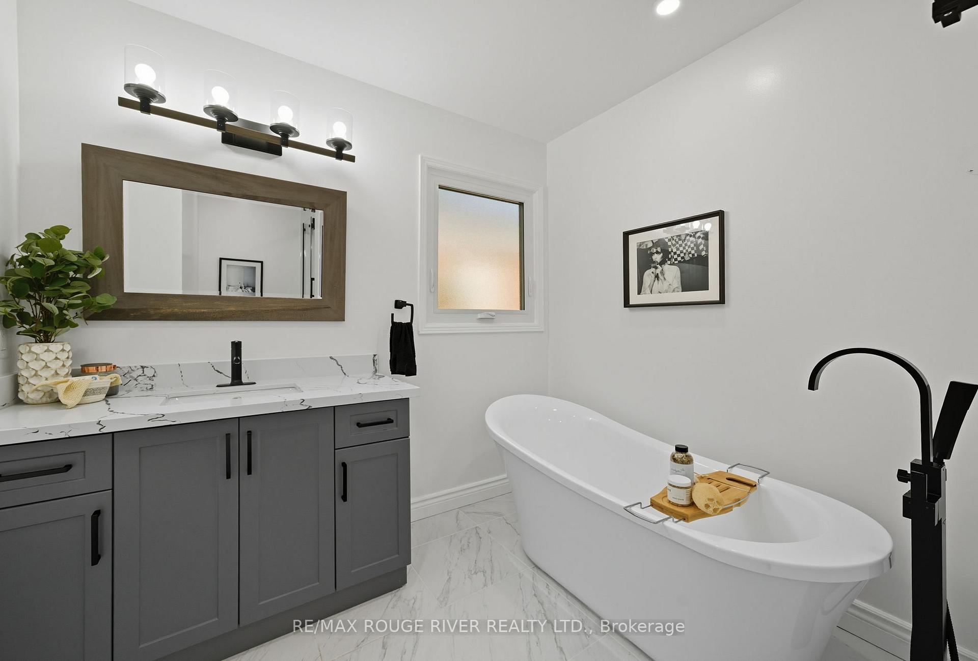Photo 32 of 980 Sandcliff Drive, Oshawa, Pinecrest — HOMEH