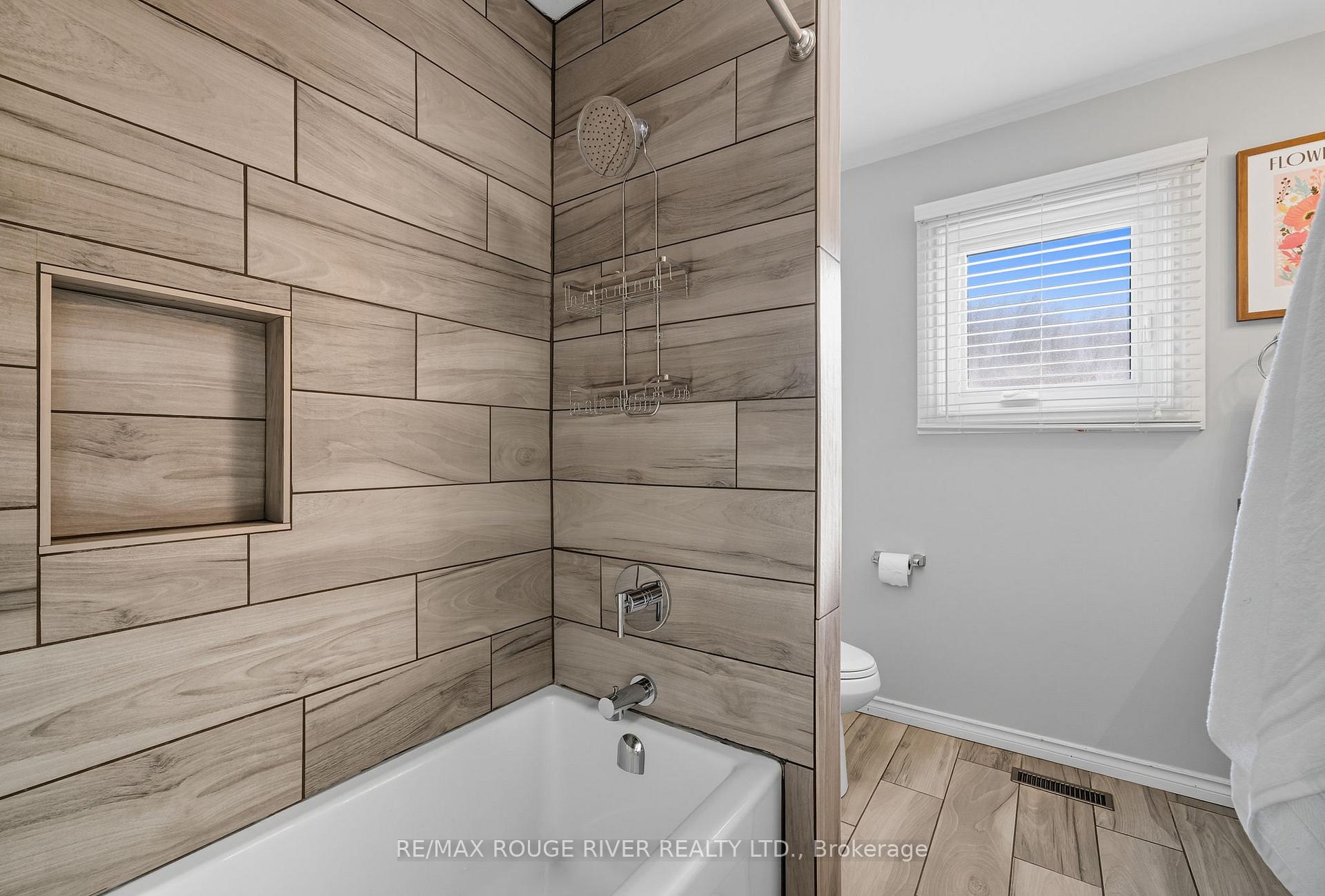Photo 37 of 980 Sandcliff Drive, Oshawa, Pinecrest — HOMEH