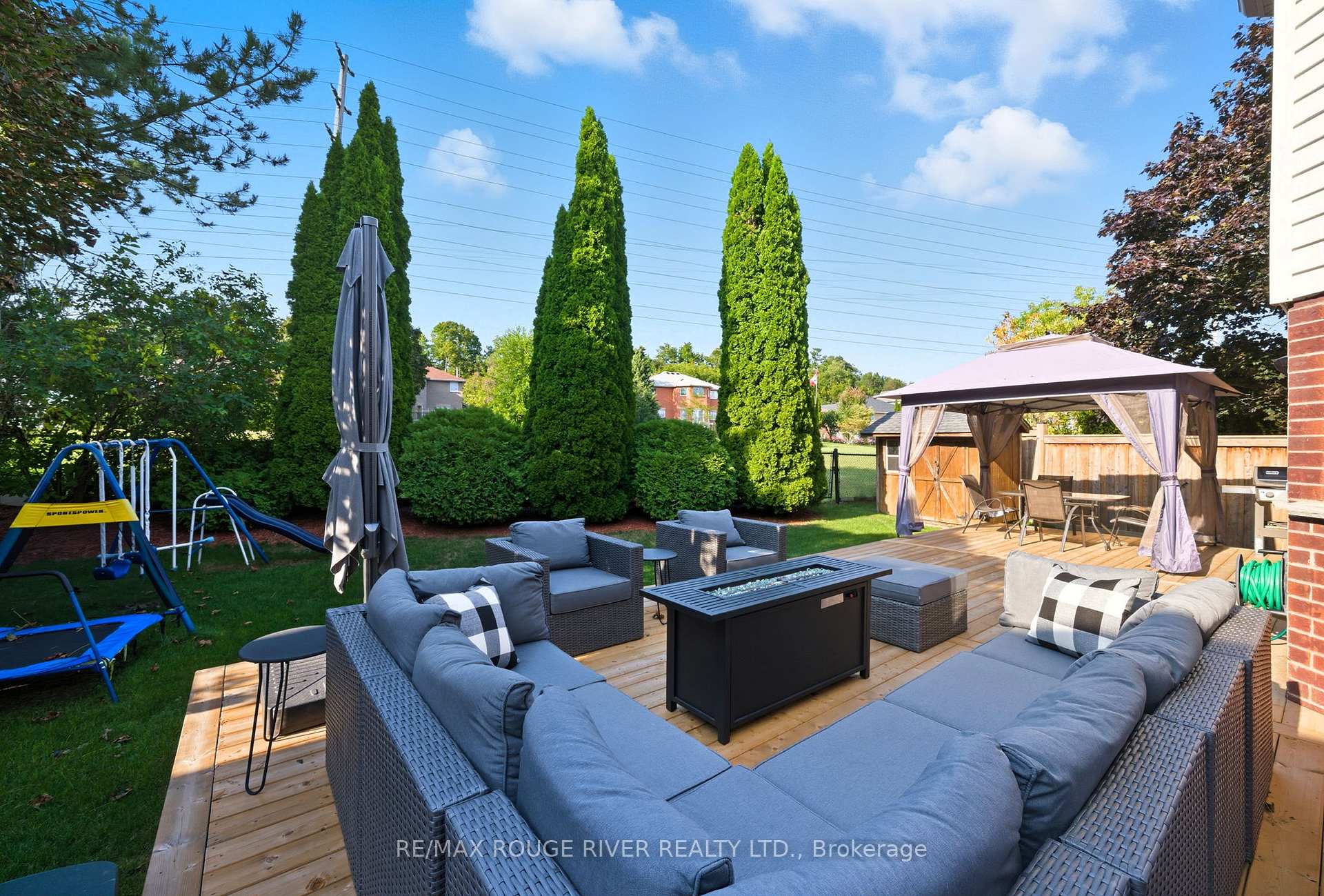 Photo 44 of 980 Sandcliff Drive, Oshawa, Pinecrest — HOMEH
