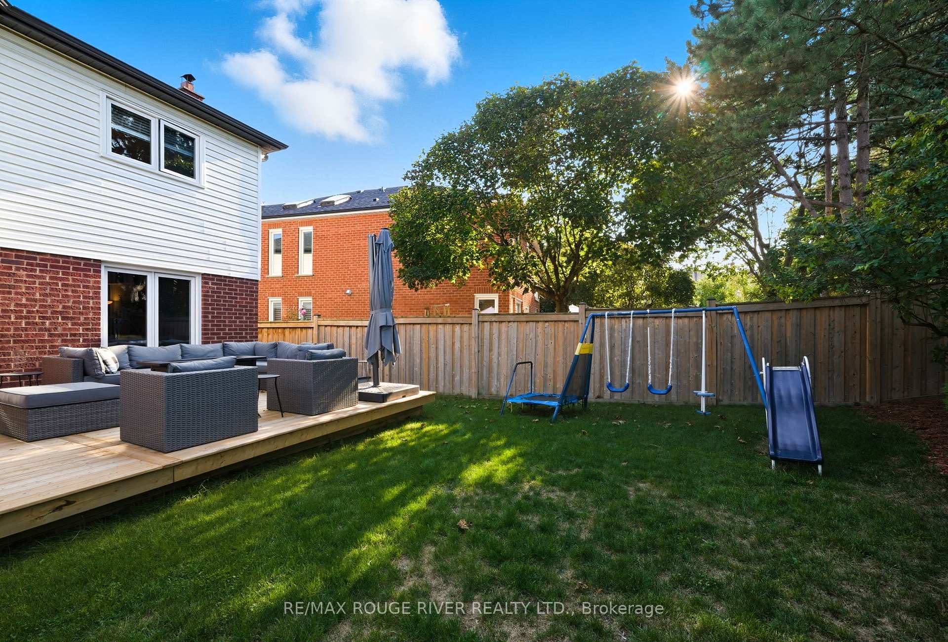 Photo 49 of 980 Sandcliff Drive, Oshawa, Pinecrest — HOMEH
