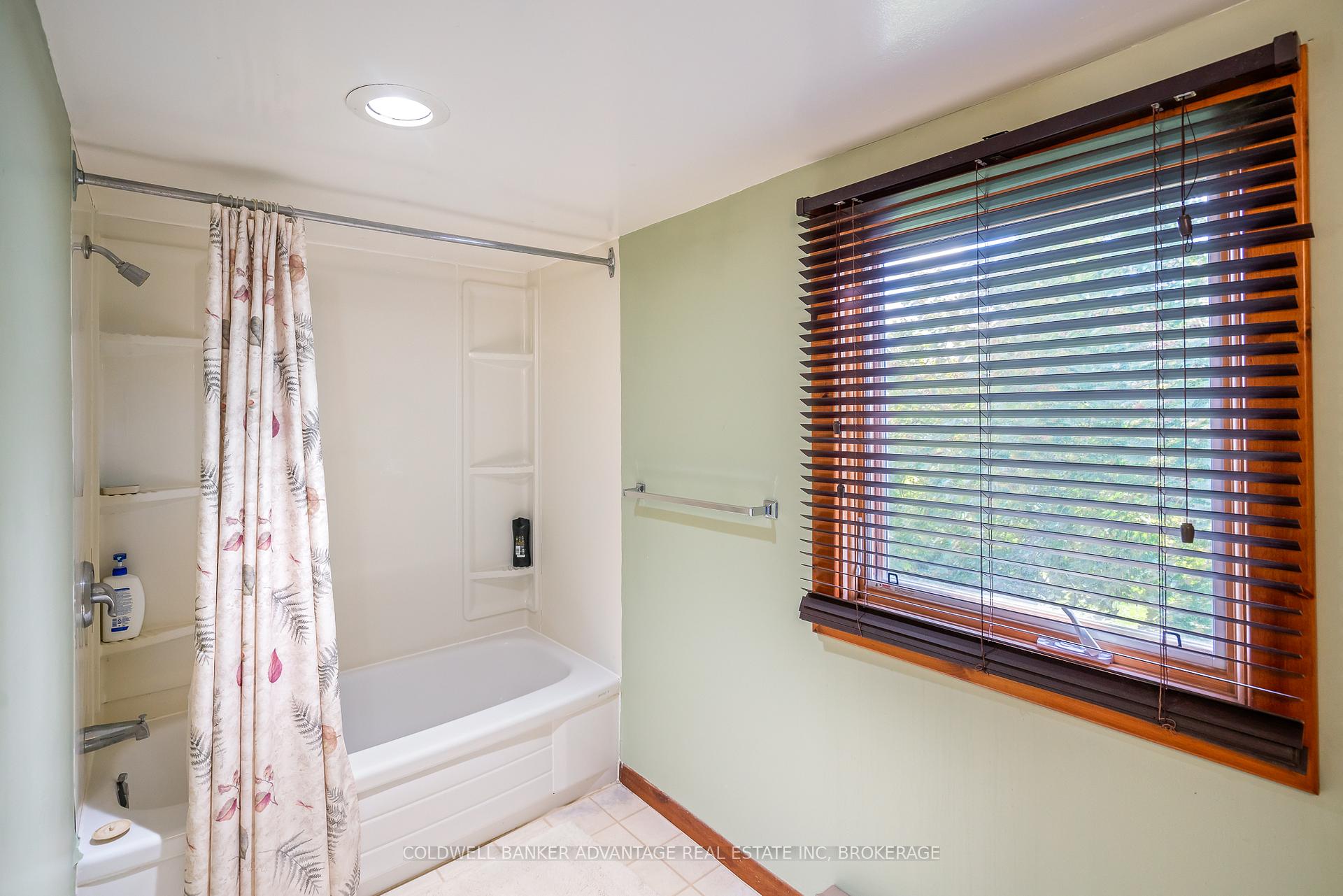 Photo 16 of 406-410 Canboro Road, Pelham, Fenwick — HOMEH