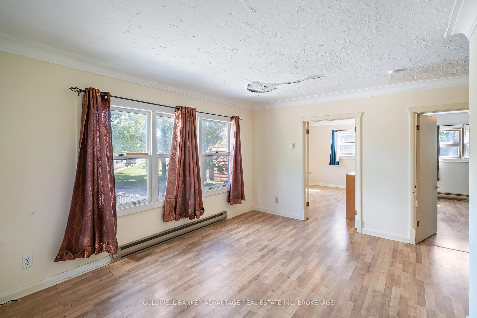 Photo 24 of 406-410 Canboro Road, Pelham, Fenwick — HOMEH