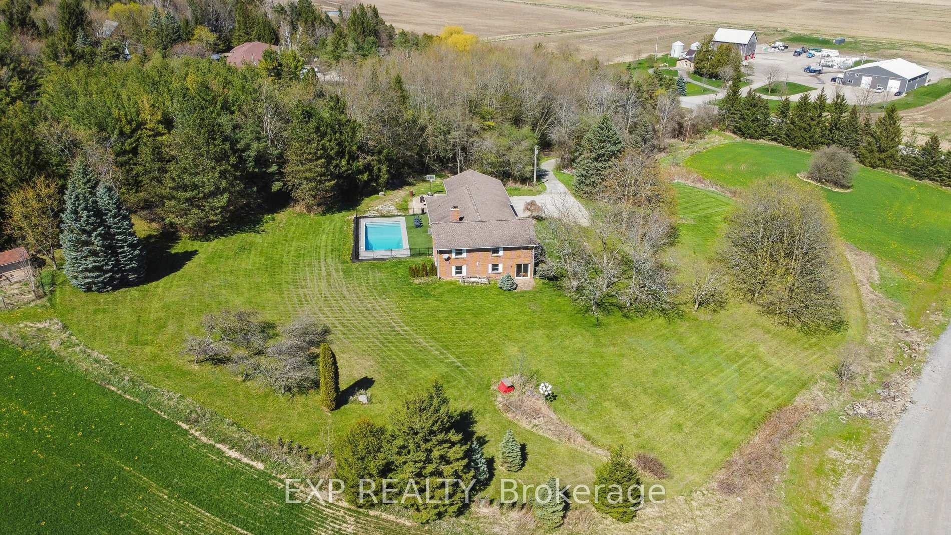 Photo 33 of 2298 15th Side Road, New Tecumseth, Rural New Tecumseth — HOMEH