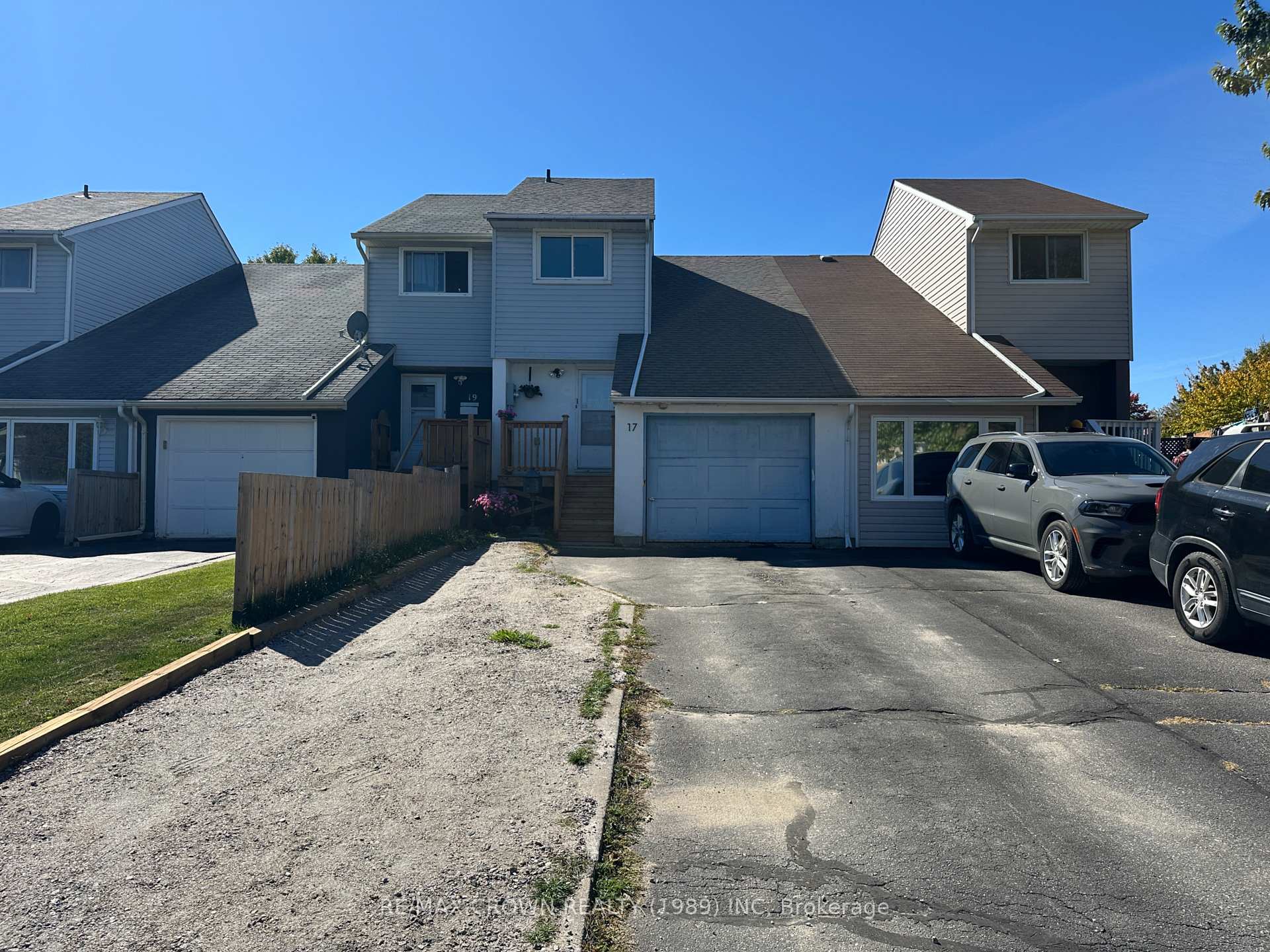 Photo 2 of 17 Blair Street, North Bay, Ferris — HOMEH