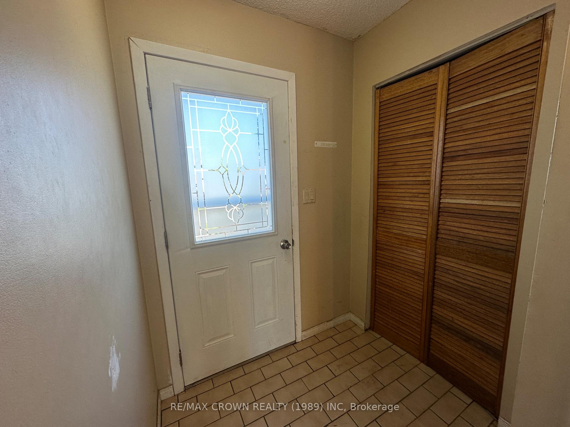 Photo 3 of 17 Blair Street, North Bay, Ferris — HOMEH