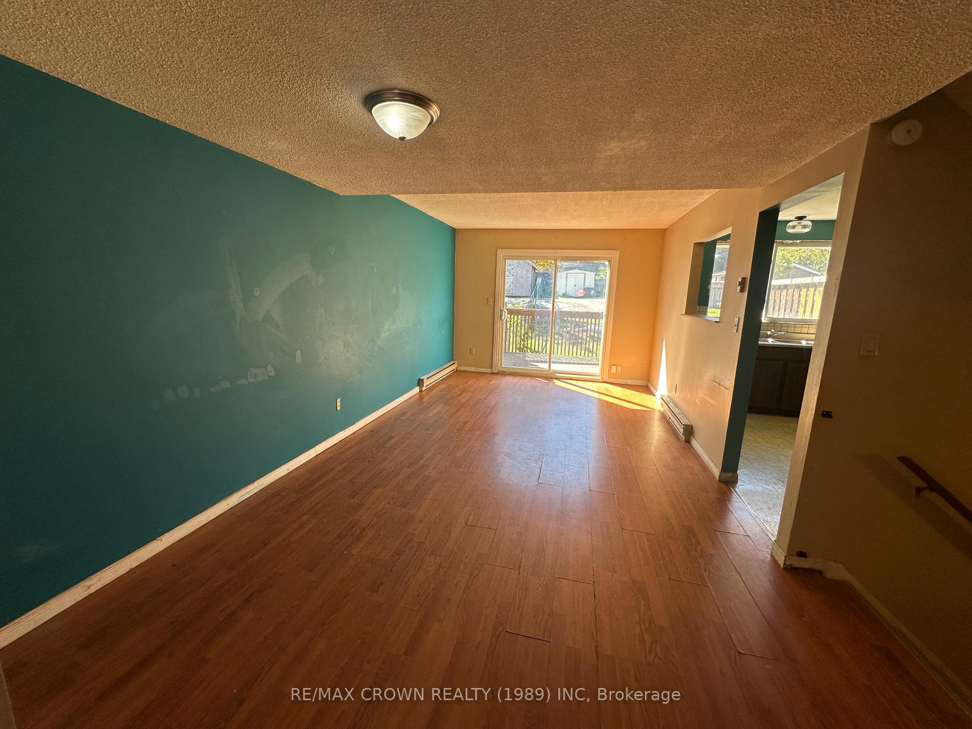 Photo 5 of 17 Blair Street, North Bay, Ferris — HOMEH