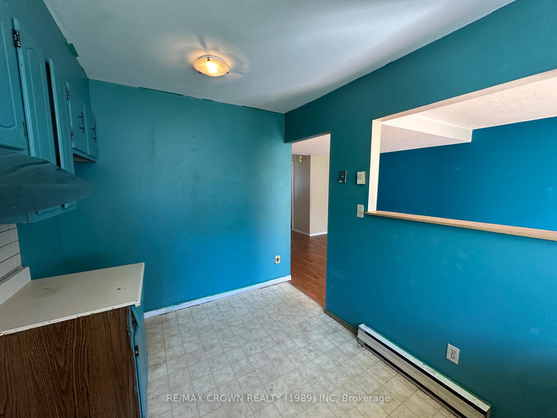 Photo 8 of 17 Blair Street, North Bay, Ferris — HOMEH
