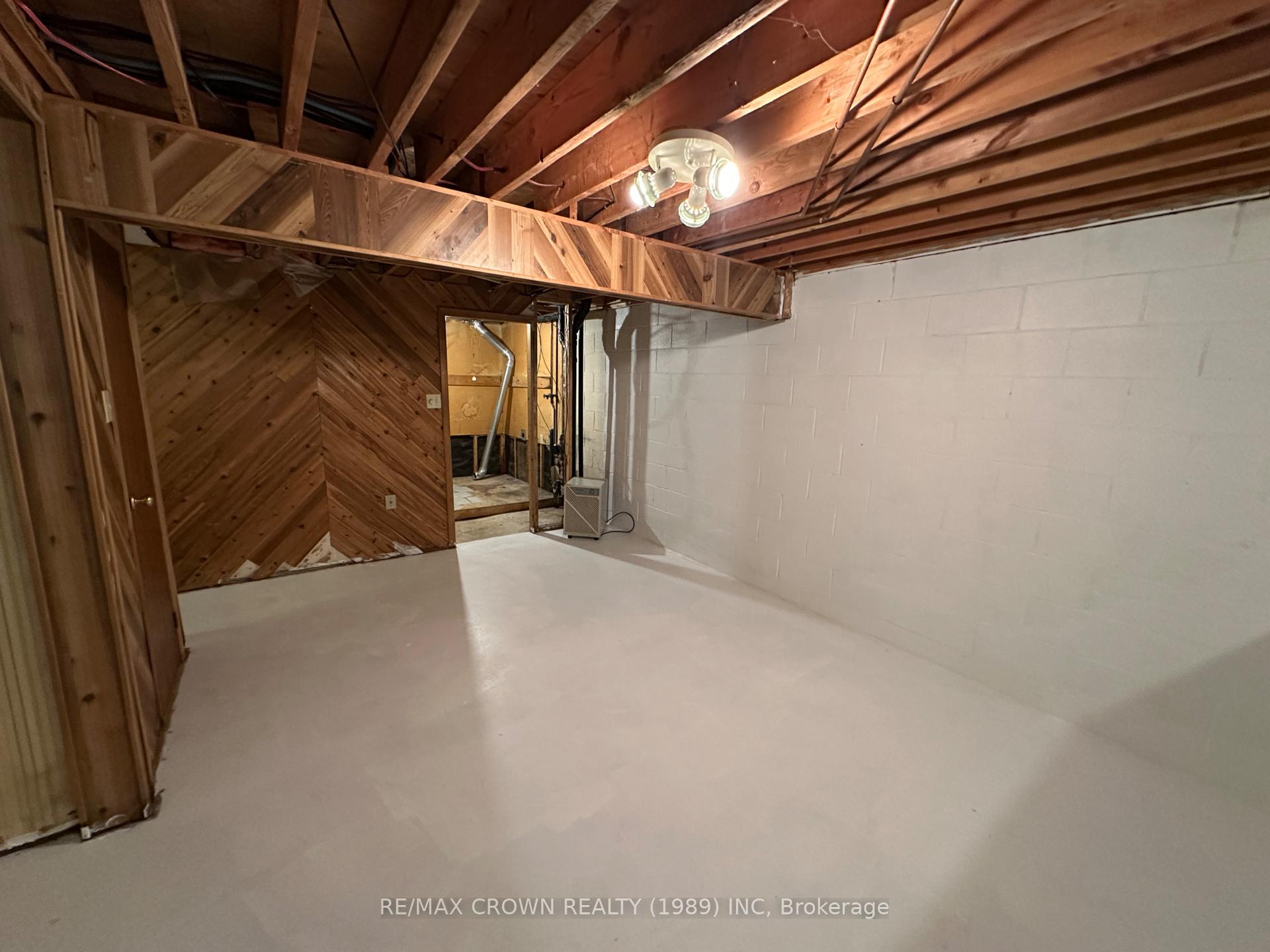 Photo 23 of 17 Blair Street, North Bay, Ferris — HOMEH