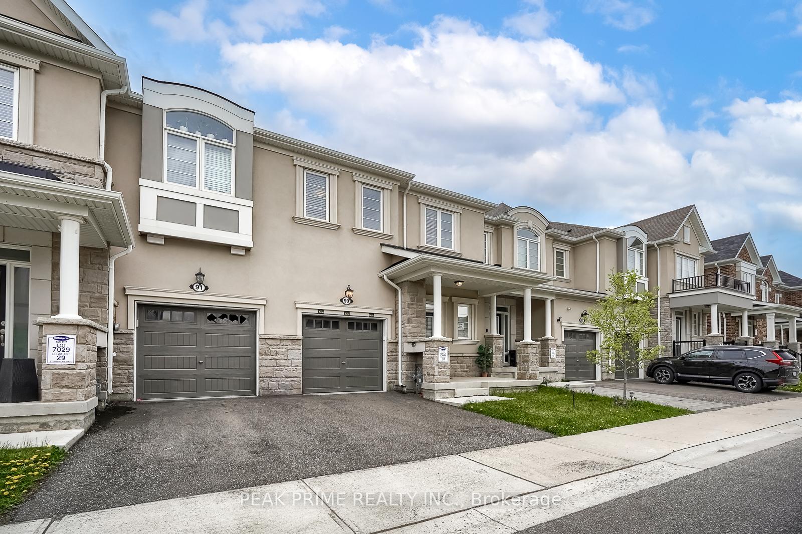 Photo 2 of Unit 90, 975 Whitlock Avenue, Milton, Cobban — HOMEH