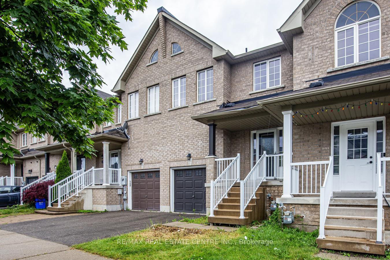 Photo 1 of 359 Bussel Crescent, Milton, Clarke — HOMEH