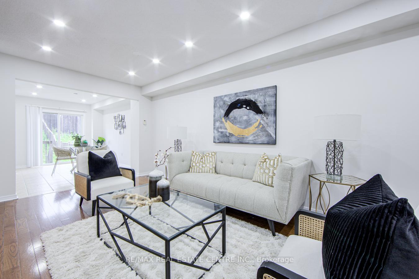 Photo 10 of 359 Bussel Crescent, Milton, Clarke — HOMEH