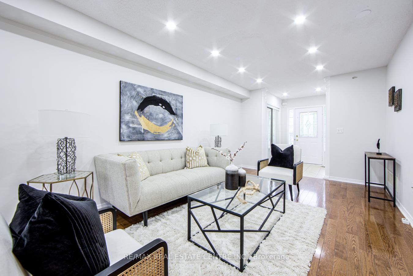 Photo 7 of 359 Bussel Crescent, Milton, Clarke — HOMEH