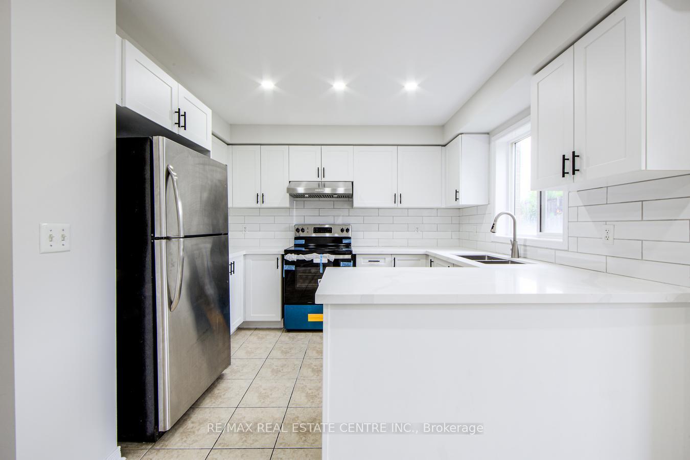 Photo 30 of 359 Bussel Crescent, Milton, Clarke — HOMEH