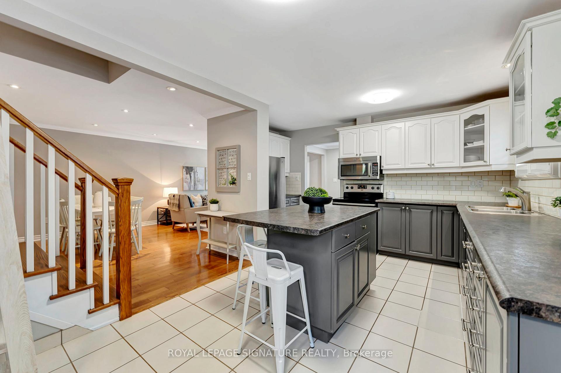 Photo 4 of 717 Coulson Avenue, Milton, Timberlea — HOMEH